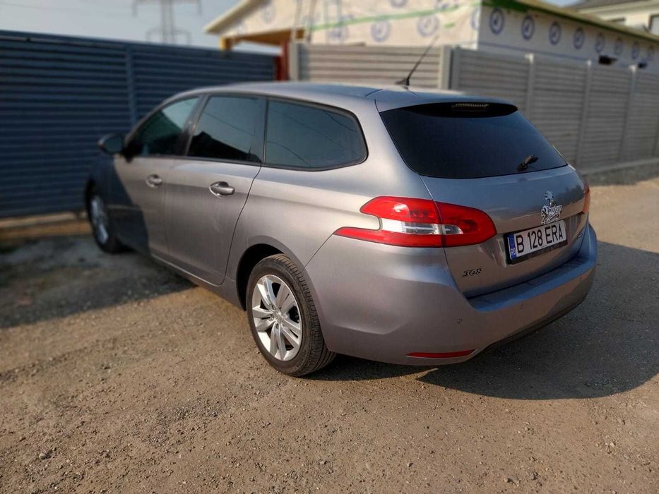 Peugeot 308 automat avariat