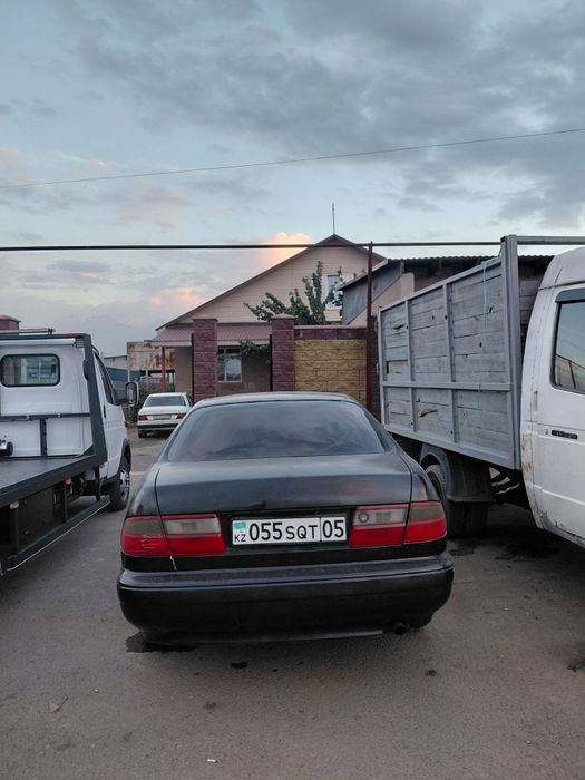 Продам тойота карина е