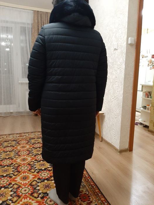 Продаю пуховик женский