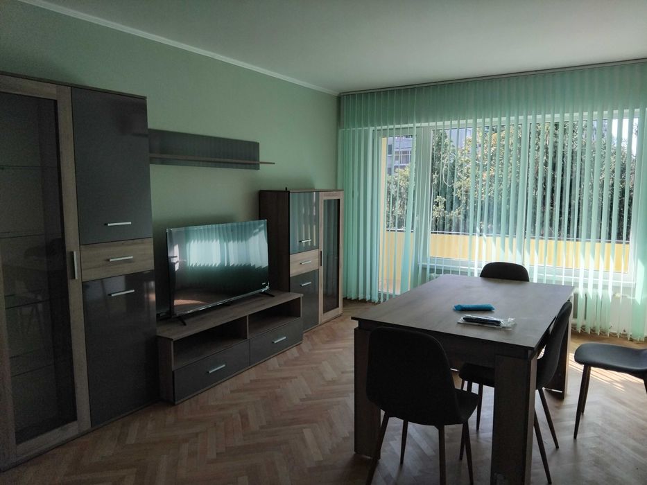 Продава се Двустаен апартамент в Русе, Възраждане - 62 кв.м за 2017 €/кв.м - Снимка #1