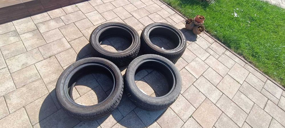 Vand cauciucuri de iarna 195/50/15 Yokohama/ Tigar