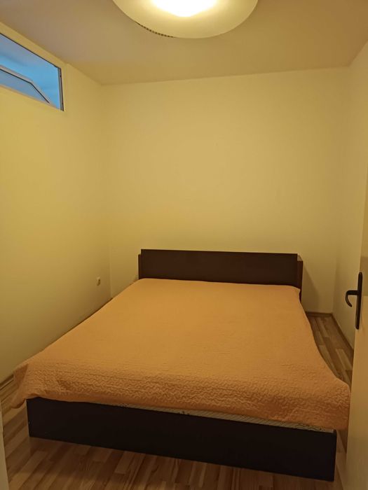 Дава се под наем Едностаен апартамент в Шумен, Център - 41 кв.м за 229.5 € - Снимка #3