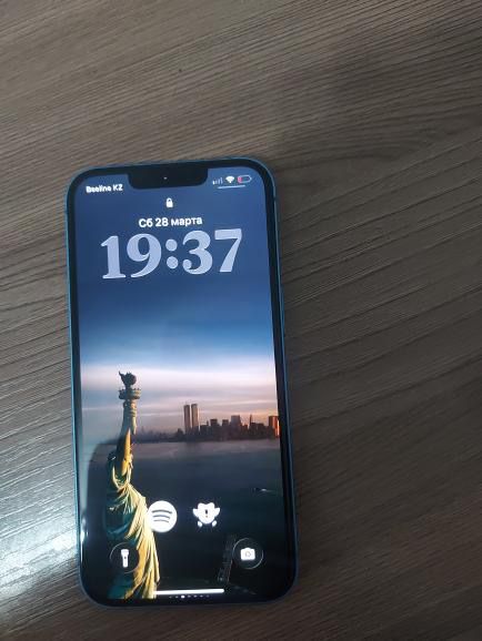 Продам свой Айфон 13