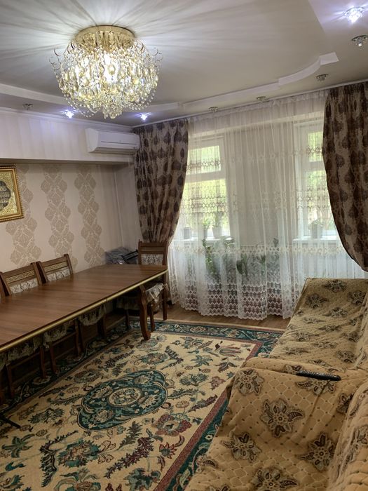 Продам стол со стульями