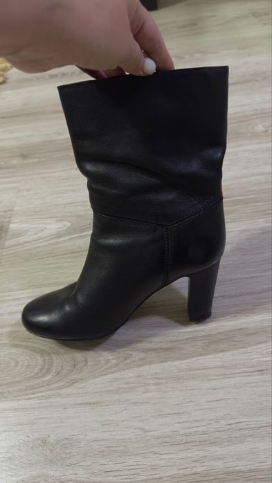 Продам  сапоги на осень