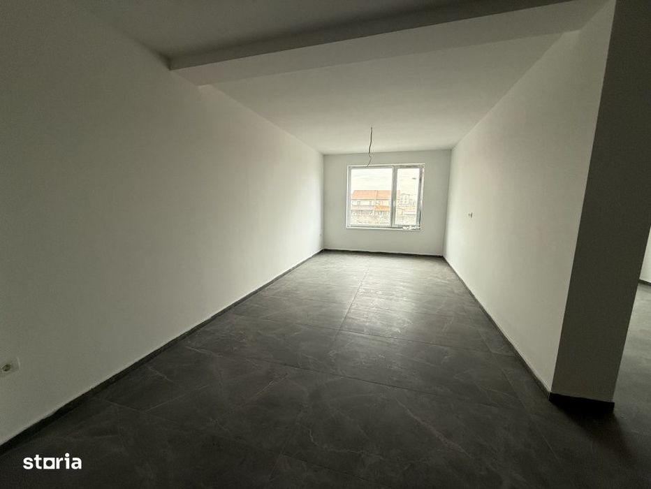 Apartament 2 camere, open-space, etaj 1 - Giroc — fotografia 1