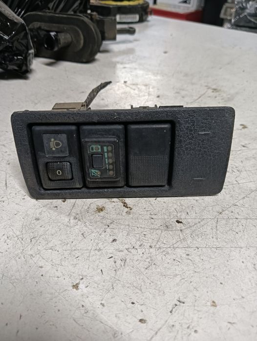 Buton Reglaj Faruri Mazda 2 2004>