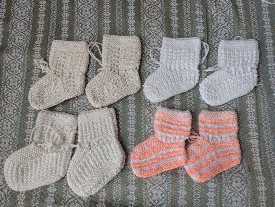 Бебешки терлички , ръчно плетени