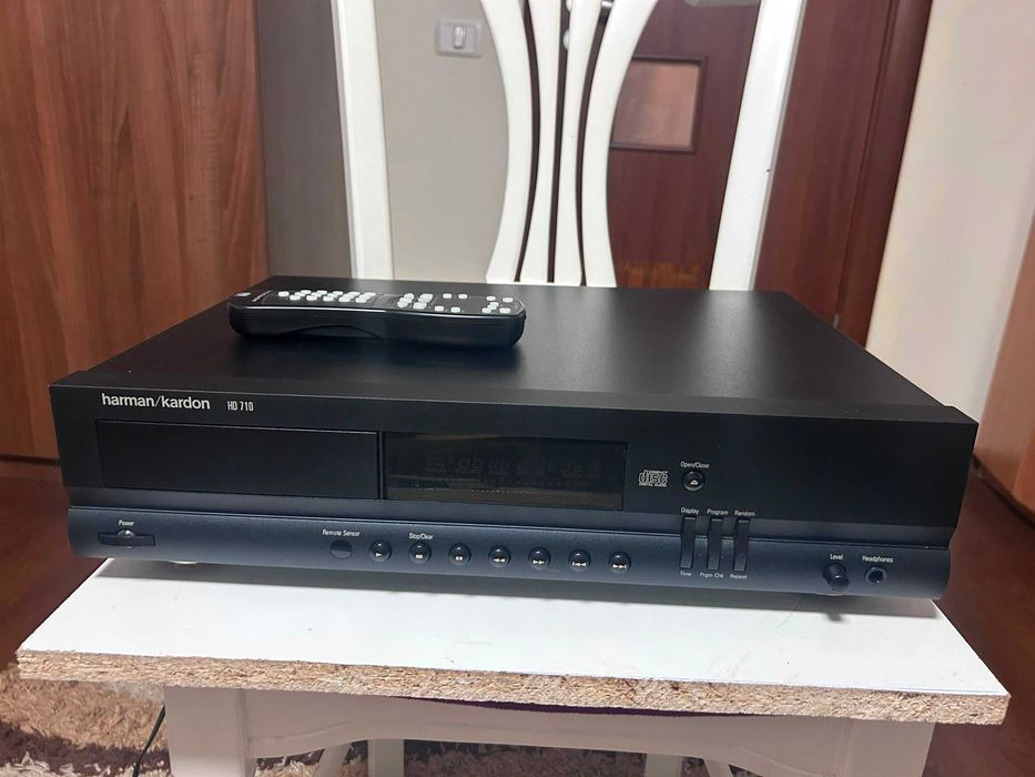 Harman Kardon HD 720