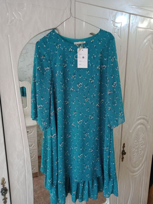 Продам платье 48-50