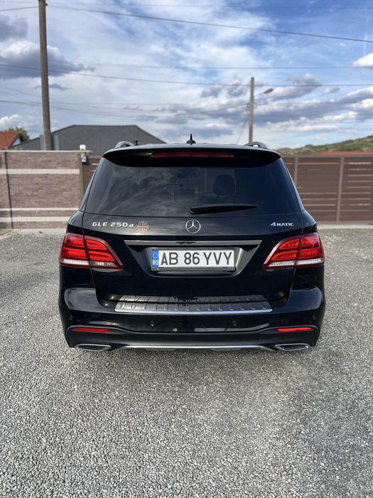 MERCEDES-BENZ GLE 2016 — imagine 3