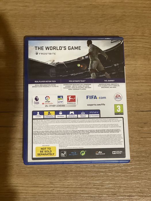 Продавам две игри за PlayStation 4: Watch Dogs и Fifa 18