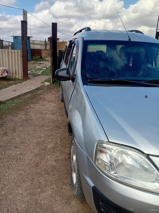 Продам ларгус 2013года