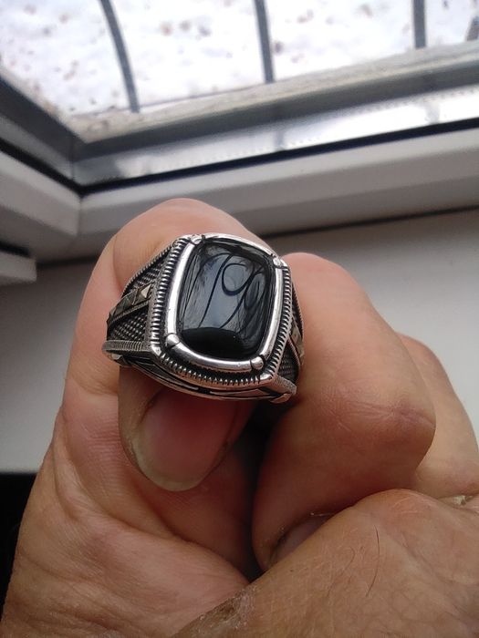 Мужской серебряный перстень.