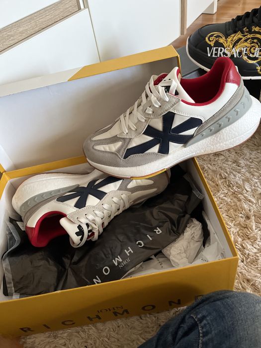 Richmond numarul 42 ………..