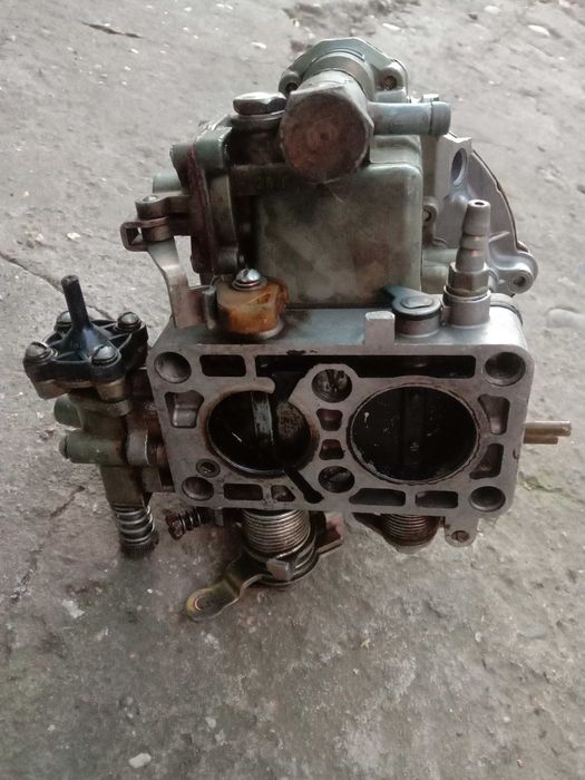 Автозапчасти карбюратор