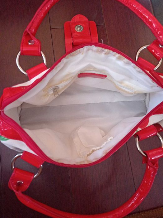 Малка дамска чанта