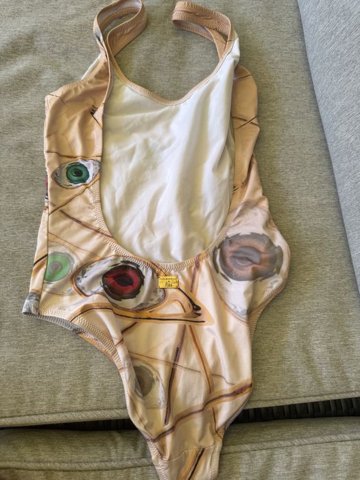 Бански Paramidonna