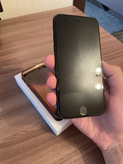 Iphone SE  2022  64gb