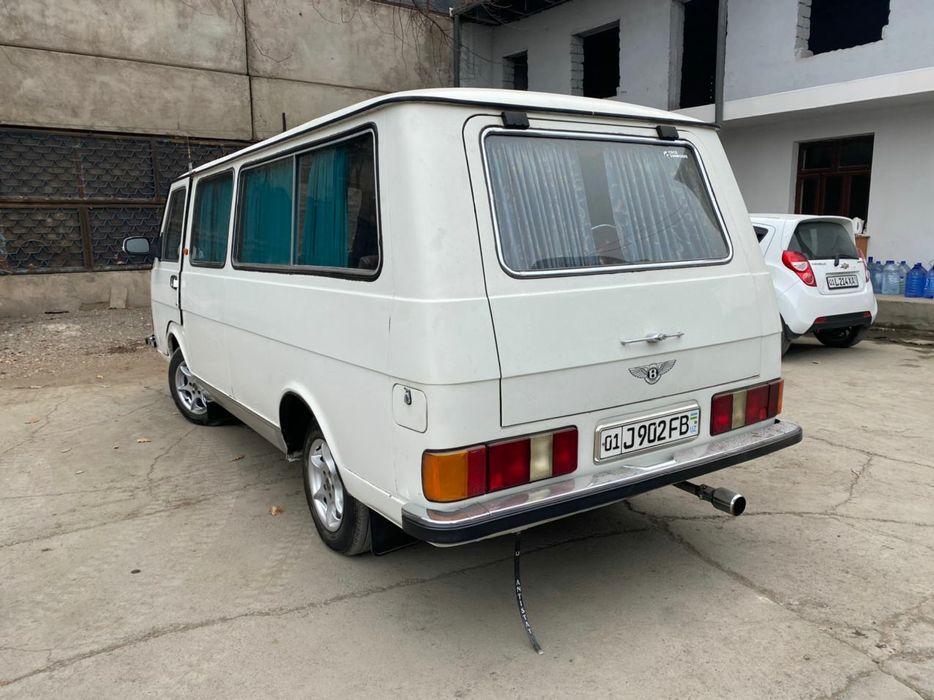 Продается РАФ 1992