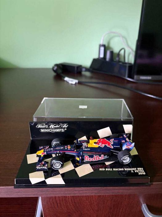 продавам модели F1 Minichamps 1.43 SEBASTIAN VETTEL