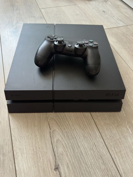 PlayStation 4
