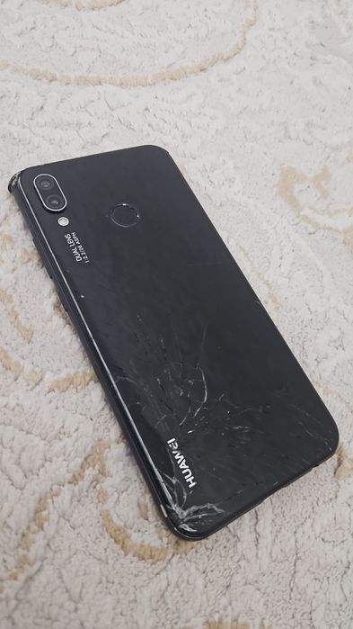 Huawei p20 lite продам