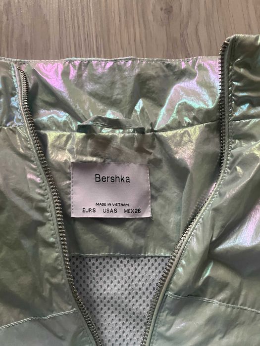 Дамско якенце Bershka