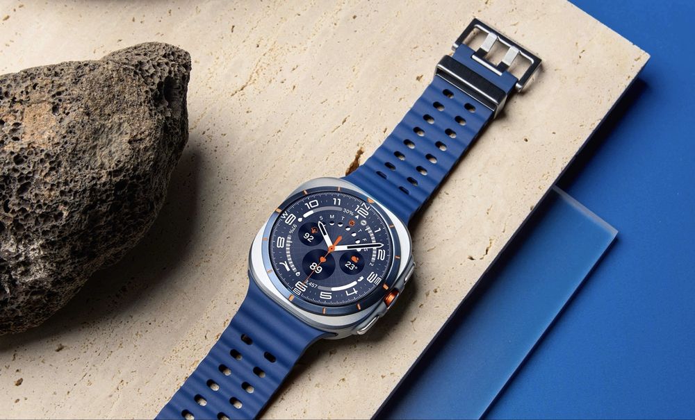 НОВ!!!  Samsung Galaxy Watch Ultra (2025), 47mm, LTE, Titanium Blue