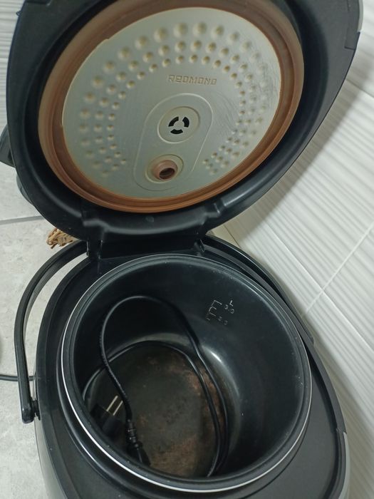 Продам мультиварку