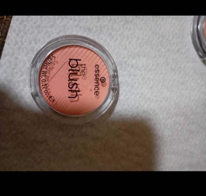 Vând produse make up