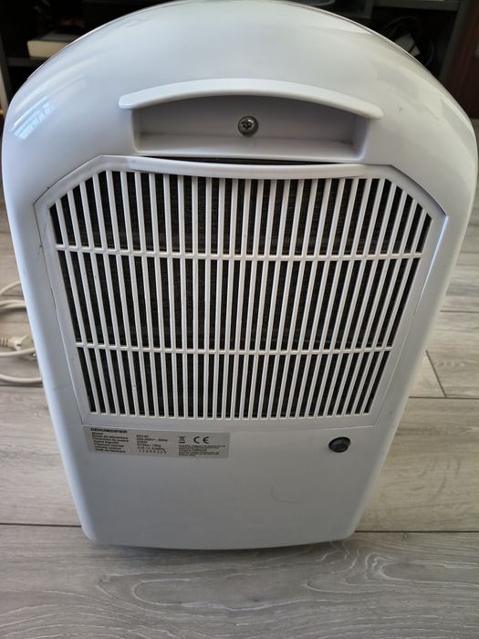 Vind dezumidificator Ancor model AD 140 Piatra Neamt • OLX.ro