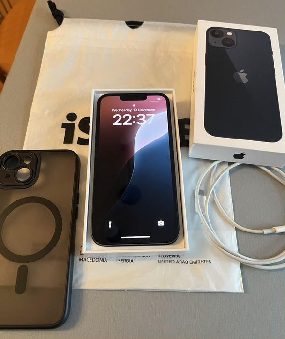 Телефон iPhone 13 128GB