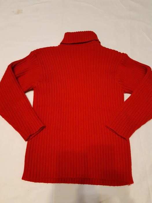 Детские , тёплые свитера