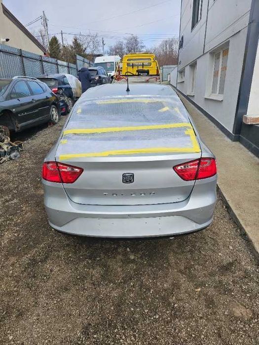 dezmembrez seat toledo an 2014 1.2 benzina cod cbz 140.000 km