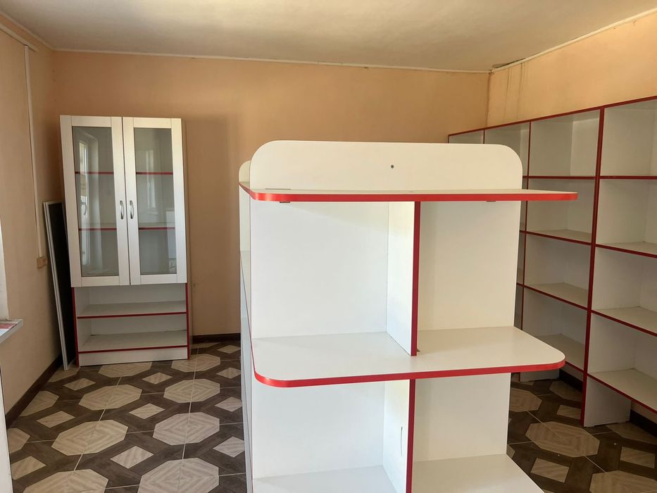 Үй сатылады магазинімен қоса