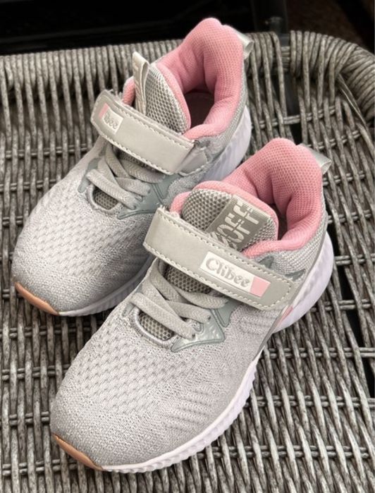 Маратонки за момиче