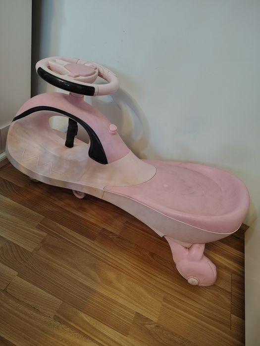 Vând mașinuță fetițe