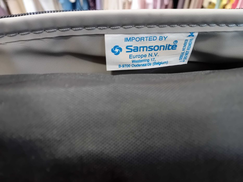 Чанта  на Samsonite