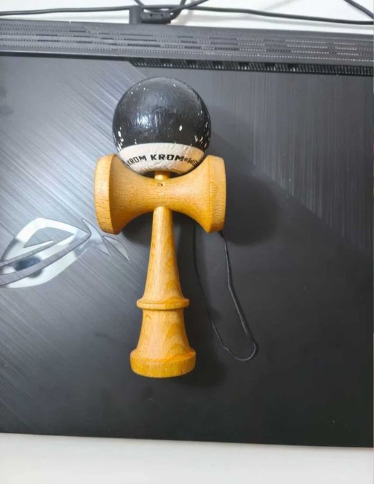 Krom Pop Sticky Clear Neagra