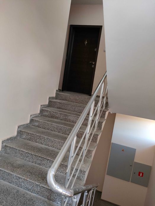 Продава се Двустаен апартамент в Разград, Бели Лом - 65 кв.м за 1224 €/кв.м - Снимка #2