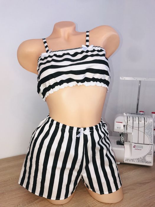 Двойка. 42размер. Топик пен шортик