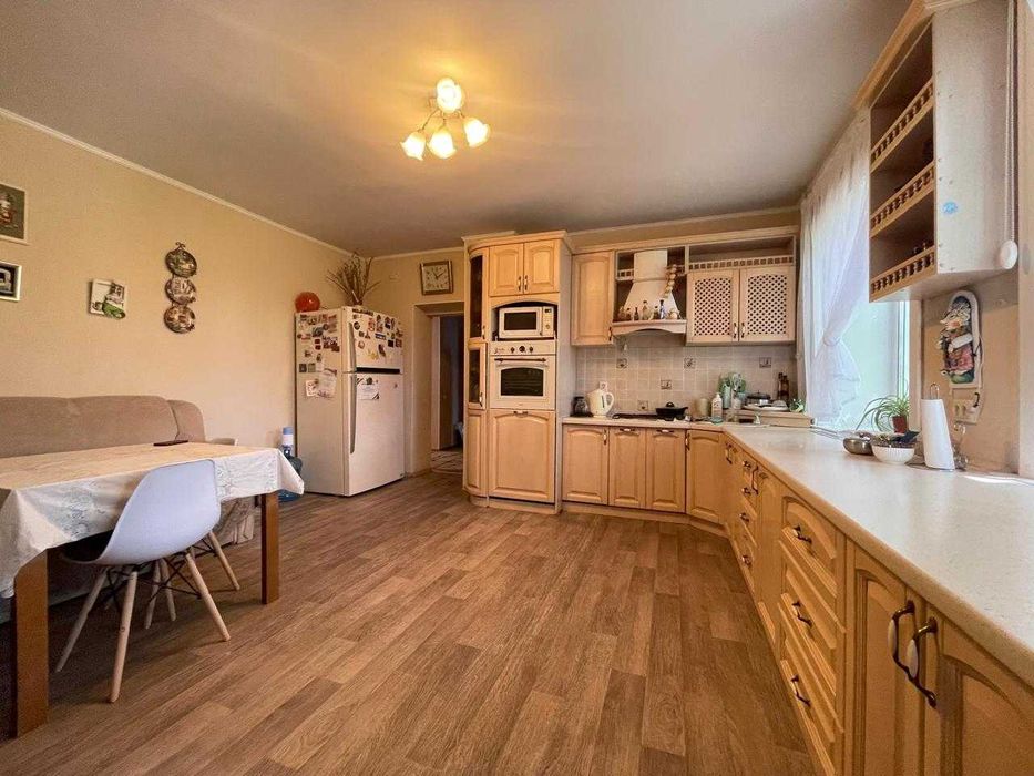 Продам шикарный  дом в Солнечном