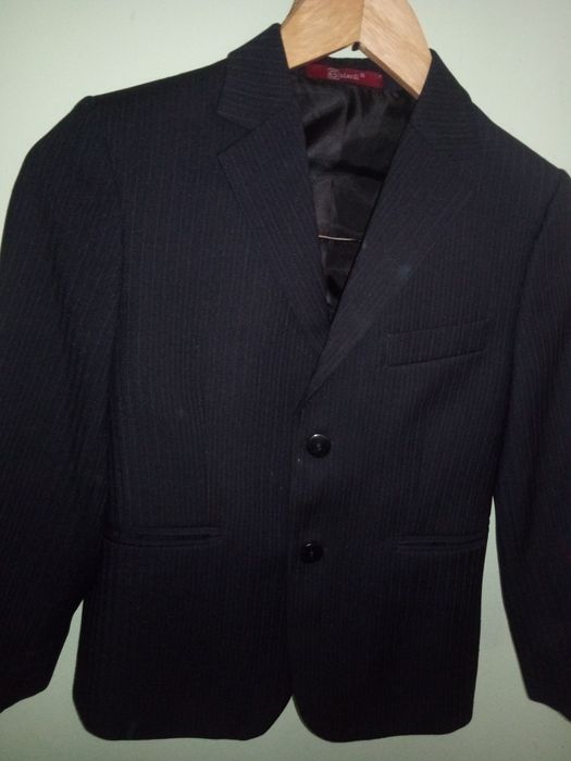 Продам костюм для мальчика