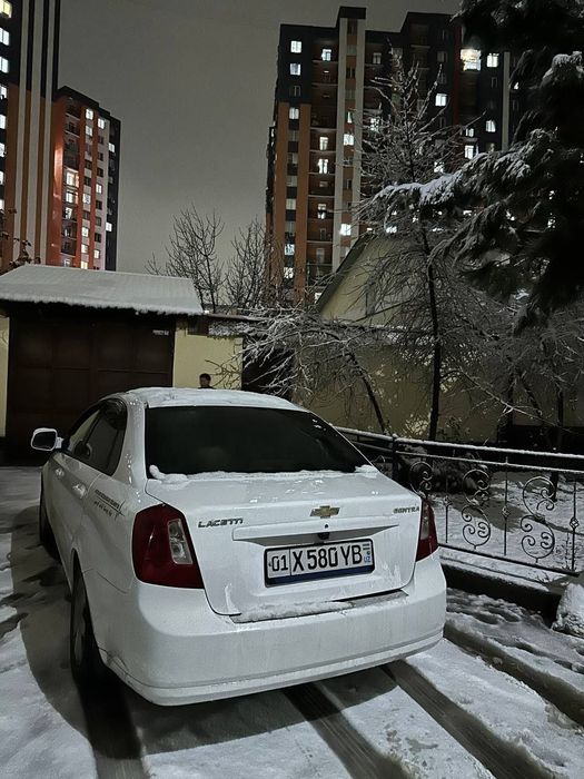 Arenda hovli oilaga Bektemir vodnikda