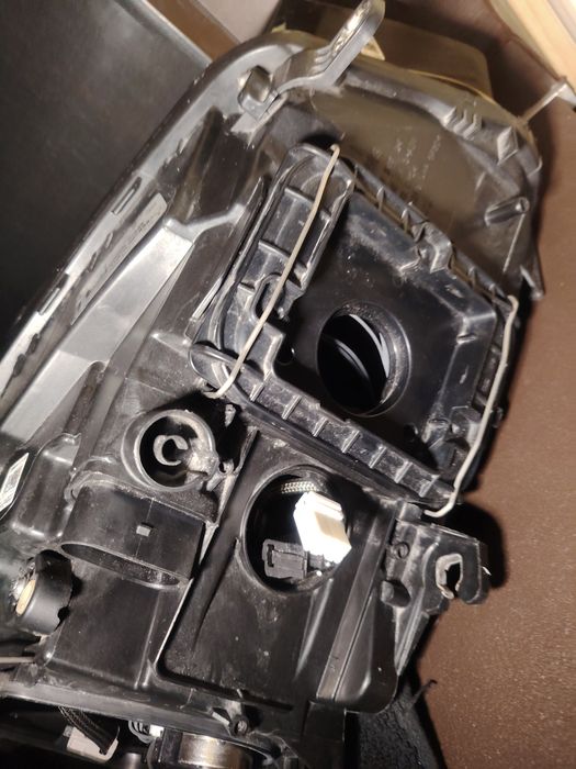 Ляв фар за Audi Q5 от 2012 до 2016г