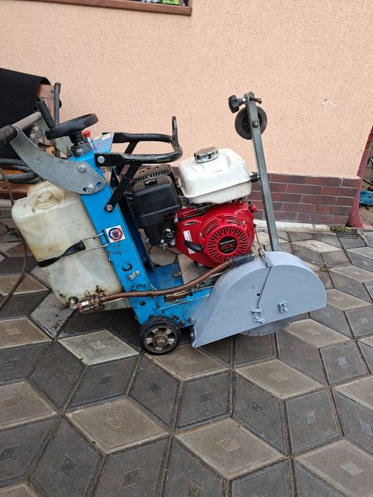 Masina De Tăiat Asfalt Diamant