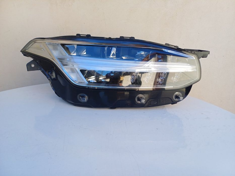 Десен фар за Volvo XC90; Full led
