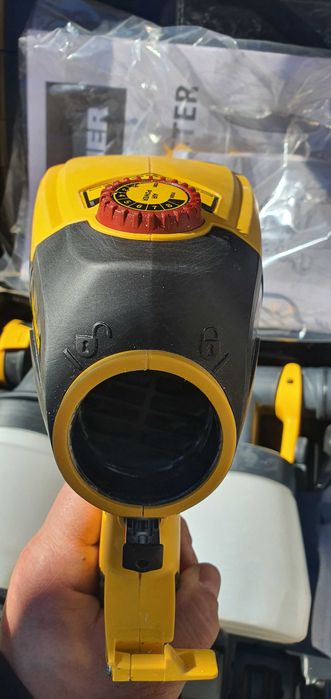 Wagner Flexio 590 пистолет за боядисване- почти нов, с куфар