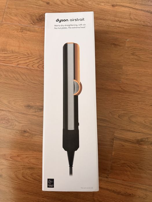 Выпрямитель волос Dyson Airstrait